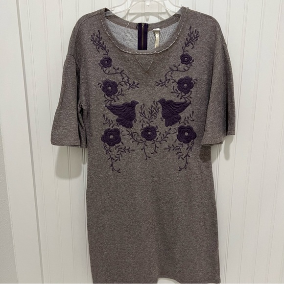 Uncle Frank Dresses & Skirts - Uncle Frank Gray Dress with Purple Embroidery Small